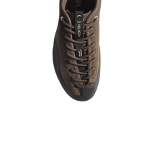 Afbeelding in Gallery-weergave laden, VILLAGE PM - &quot;1.00 PM&quot; SUEDE SHOES (CHOCOLATE/NATURAL BLACK)
