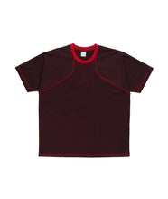 Afbeelding in Gallery-weergave laden, POP TRADING CO. - &quot;SPORTS&quot; T-SHIRT (FUDGE/GOJI BERRY)
