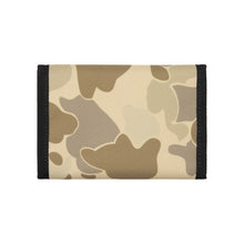 Afbeelding in Gallery-weergave laden, CARHARTT WIP - &quot;ALEC&quot; CANVAS WALLET (DESERT CAMO)
