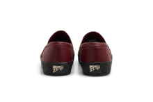 Afbeelding in Gallery-weergave laden, LAST RESORT AB - &quot;VM005&quot; LEATHER LOAFER SHOES (OXBLOOD RED/BLACK)
