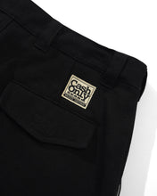 Afbeelding in Gallery-weergave laden, CASH ONLY - &quot;HALFWAY&quot; SHORTS
