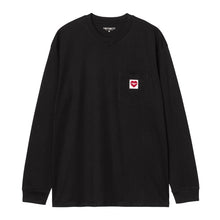 Afbeelding in Gallery-weergave laden, CARHARTT WIP - &quot;HEART&quot; LONGSLEEVE POCKET T-SHIRT (BLACK)
