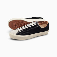 Afbeelding in Gallery-weergave laden, LAST RESORT AB - &quot;VM003 LO&quot; SUEDE SHOES (DUO BLACK/WHITE)
