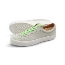 Afbeelding in Gallery-weergave laden, LAST RESORT AB - &quot;VM004&quot; CHRIS MILIC SUEDE PRO SHOES (GREEN TINT/WHITE)
