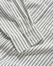 Afbeelding in Gallery-weergave laden, BUTTER GOODS - &quot;LINES&quot; SHIRT (WHITE)
