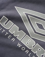 Afbeelding in Gallery-weergave laden, BUTTER GOODS X UMBRO - &quot;DIAMOND LOGO&quot; CREWNECK (WASHED SLATE)
