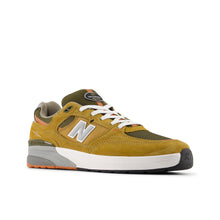 Afbeelding in Gallery-weergave laden, NEW BALANCE NUMBERIC - &quot;933&quot; ANDREW REYNOLDS&#39; PRO SHOES (CAMEL/DARK BROWN)
