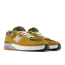 Afbeelding in Gallery-weergave laden, NEW BALANCE NUMBERIC - &quot;933&quot; ANDREW REYNOLDS&#39; PRO SHOES (CAMEL/DARK BROWN)
