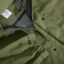 Afbeelding in Gallery-weergave laden, POLAR SKATE CO. - &quot;CARGO&quot; SHELL JACKET (MOSS GREEN)
