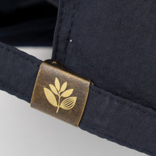 Afbeelding in Gallery-weergave laden, MAGENTA SKATEBOARDS - &quot;SEERSUCKER&quot; HAT (NAVY BLUE)
