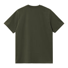 Afbeelding in Gallery-weergave laden, CARHARTT WIP - &quot;CHASE&quot; T-SHIRT (OLIVE/GOLD)
