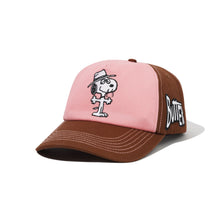 Afbeelding in Gallery-weergave laden, BUTTER GOODS X PEANUTS - &quot;SPIKE&quot; 5 PANEL HAT (BROWN/LIGHT PINK)
