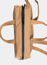 Afbeelding in Gallery-weergave laden, SUSAN BIJL - &quot;THE NEW BACKPACK&quot; (CAMEL/NAVY)
