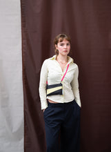 Afbeelding in Gallery-weergave laden, SUSAN BIJL - &quot;THE NEW POUCH&quot; SMALL SIDE BAG (BLACK/JOY)
