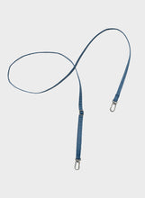 Afbeelding in Gallery-weergave laden, SUSAN BIJL - &quot;THE NEW STRAP&quot; (DARK PATROL)
