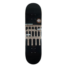 Afbeelding in Gallery-weergave laden, MAGENTA SKATEBOARDS - VIVIEN FEIL &amp; SOY PANDAY&#39;S &quot;METRO&quot; DECK (8.375&quot;)
