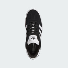 Afbeelding in Gallery-weergave laden, ADIDAS SKATEBOARDING - &quot;GAZELLE ADV&quot; SUEDE SHOES (BLACK/WHITE)
