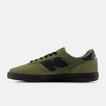 Afbeelding in Gallery-weergave laden, NEW BALANCE NUMERIC - &quot;440&quot; SHOES (DARK OLIVINE/BLACK)
