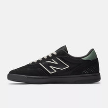 Afbeelding in Gallery-weergave laden, NEW BALANCE NUMERIC - &quot;440&quot; SHOES (BLACK/WHITE)
