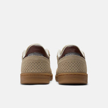 Afbeelding in Gallery-weergave laden, NEW BALANCE NUMERIC - &quot;440&quot; SHOES (INCENSE/RICH OAK)
