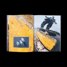 Afbeelding in Gallery-weergave laden, WHATEVER IT IS 3 - BY ROBERT CHRIST
