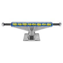 Afbeelding in Gallery-weergave laden, VENTURE TRUCKS - TOUZERY&#39;S &quot;V-LIGHTS&quot; POLISHED HI TRUCKS (5.2)
