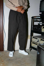 Afbeelding in Gallery-weergave laden, QUASI SKATEBOARDS - &quot;WARREN&quot; TROUSER PANT (SIZE 28)
