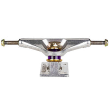 Afbeelding in Gallery-weergave laden, VENTURE TRUCKS - &quot;POLISHED&quot; TRUCKS (SET)
